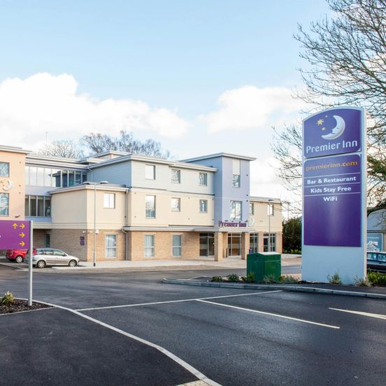 Premier Inn Witney