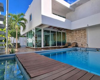 Casa Gem B&B - Playa del Carmen - Piscina