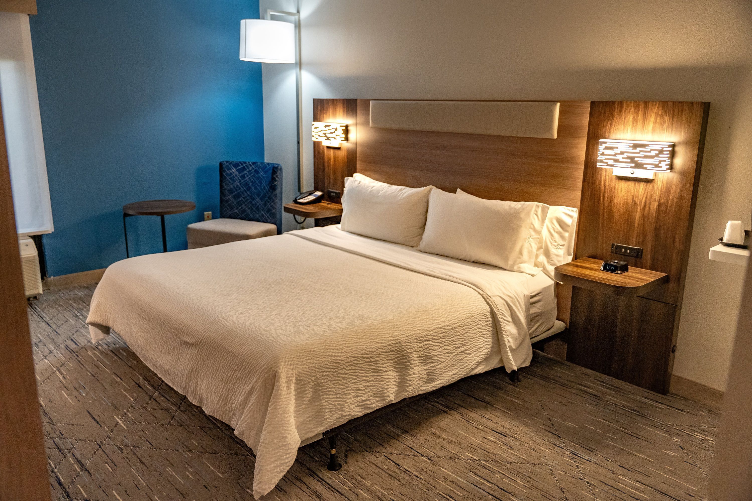 Holiday Inn Express & Suites West Chester By IHG