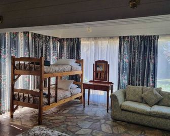 Emerald Guesthouse - Kempton Park - Sypialnia