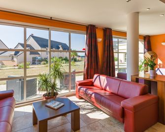 Residence Lagrange Vacances Les Jardins - Azay-le-Rideau - Living room