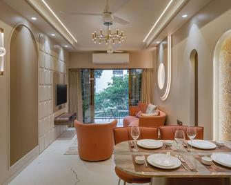 Orbit Serviced Apartments - Mumbai - Dining room