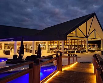 Mana Island Resort & Spa - Fiji - Mana Island
