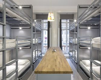 Astor Hyde Park Hostel - London