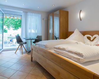 Strandpension Mäder - Uhldingen-Mühlhofen - Schlafzimmer