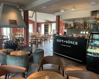 Trosa Åda Krog Hotell & Konferens - Trosa - Bar