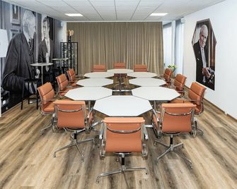 Motel Schlafraum Schlüßlberg - Dein smartes Hotel - Grieskirchen - Sala riunioni