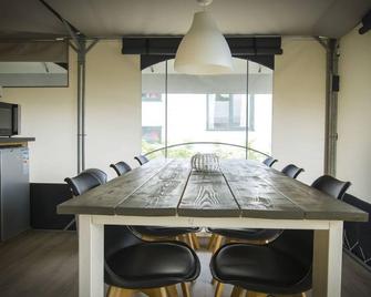 Chalet Near Loonse and Drunense Duinen - Udenhout - Dining room