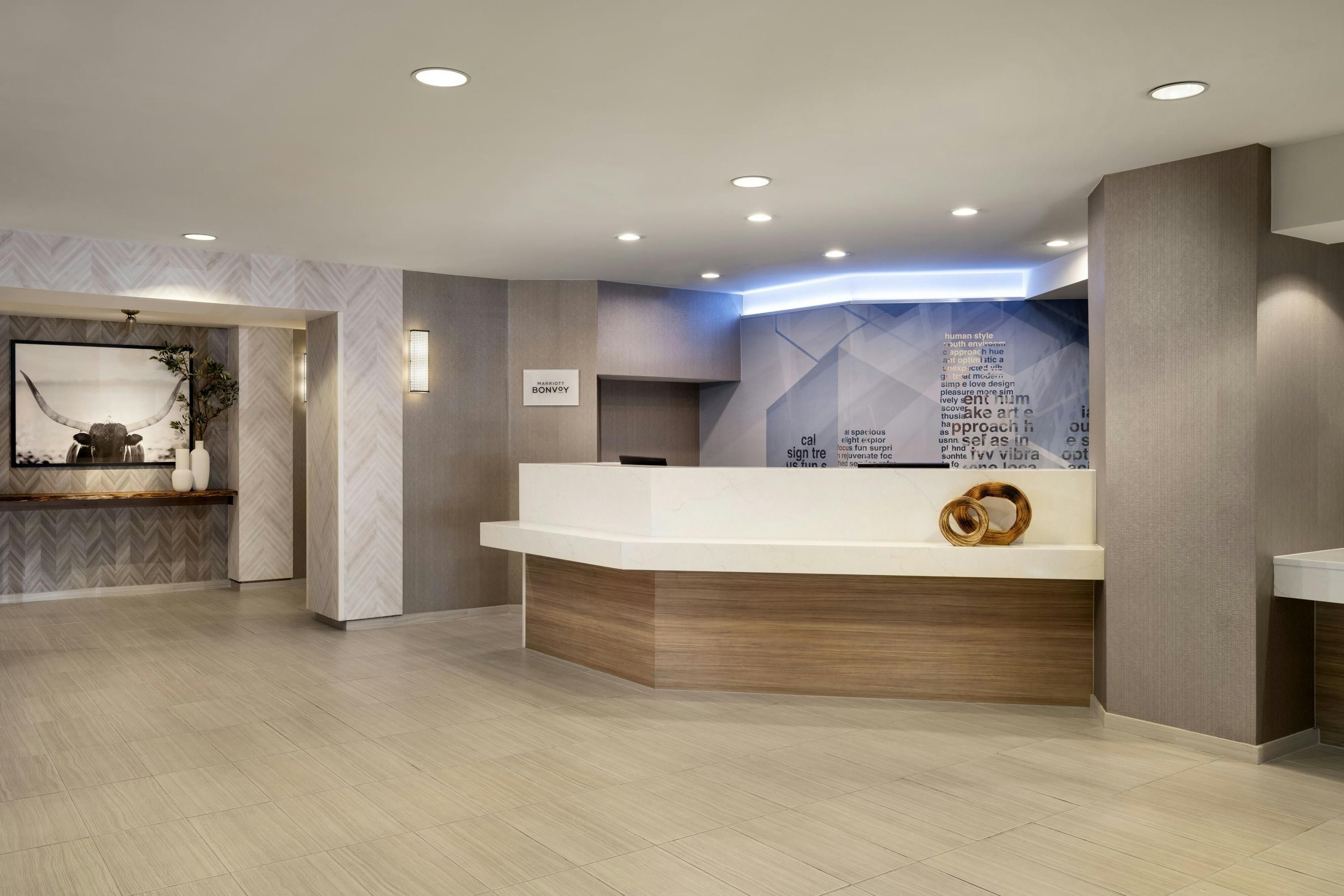 SpringHill Suites by Marriott Fort Worth University - Fort Worth - Front desk