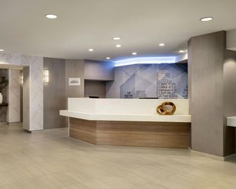 SpringHill Suites by Marriott Fort Worth University - Fort Worth - Front desk