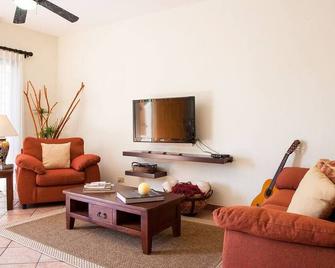 Casa del Desierto - La Paz - Living room