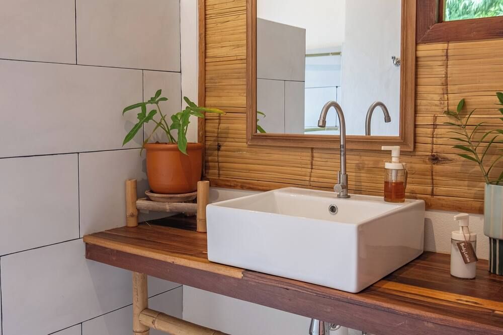 Bamboo Nest At Sanggadee Space - Chiang Mai - Bagno