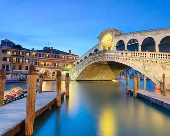 Ca' Bragadin e Carabba - Venice