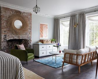 Artist Residence Bristol - Bristol - Sufragerie