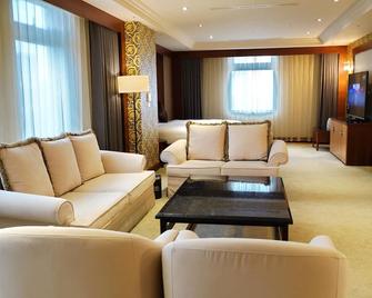 هو هاوس تايباي - مدينة تايبيه - غرفة معيشة