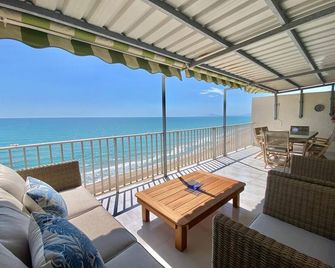 Flamingo - Tabernes de Valldigna - Balcón