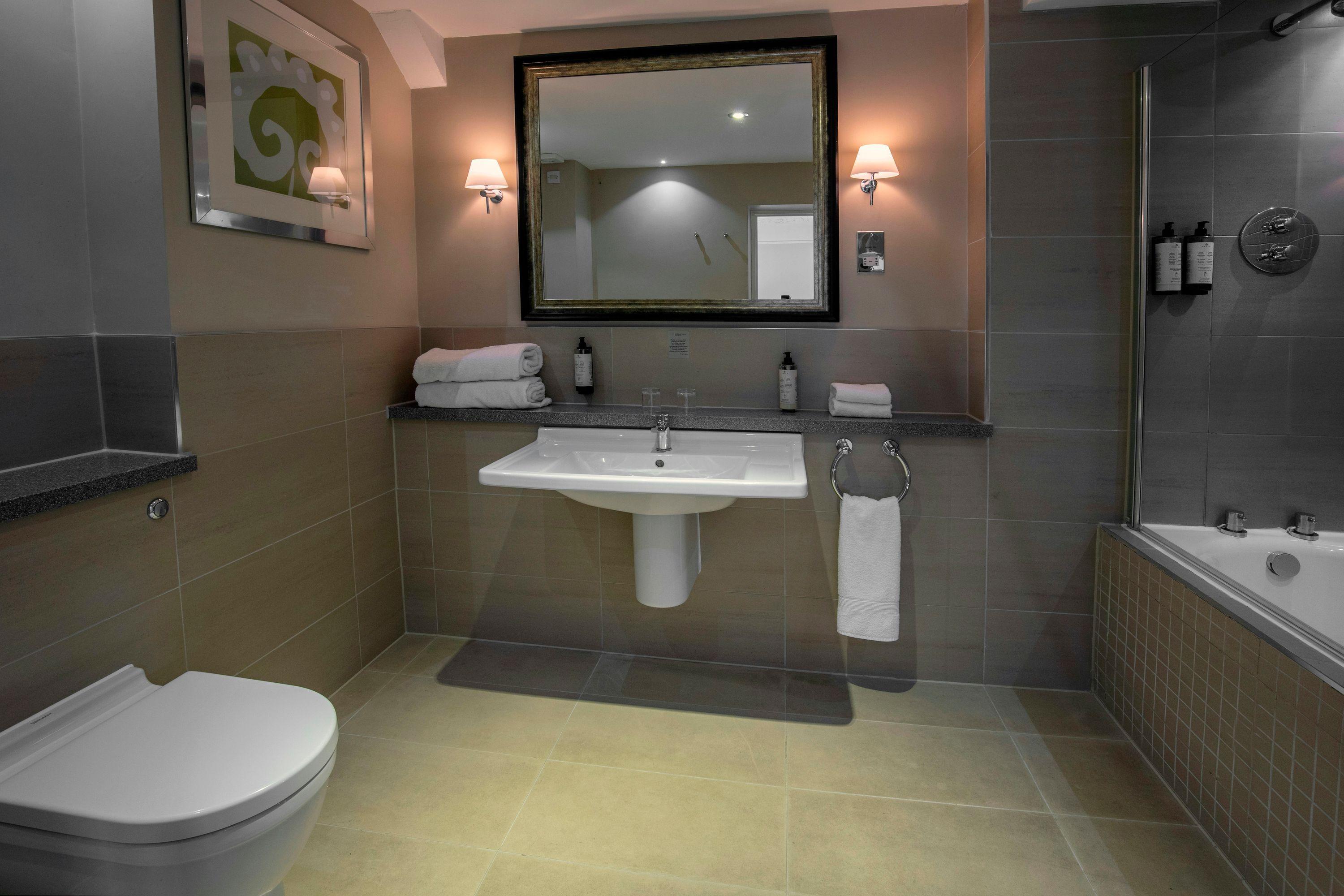 Crabwall Manor Hotel & Spa - צ'סטר - חדר רחצה