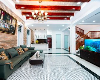 Dai Nam Villa - Buon Ma Thuot - Lobby