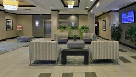 Holiday Inn Express & Suites Ottawa East - Orleans - Ottawa - Lobby