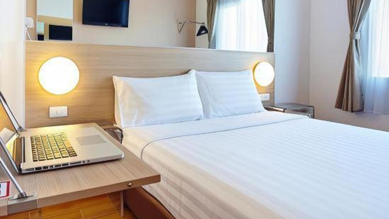 Monoloog Hotel Makasar