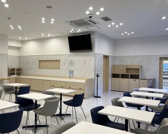 Toyoko Inn Tobu Utsunomiya eki Nishi guchi - Ucunomija - Restaurace