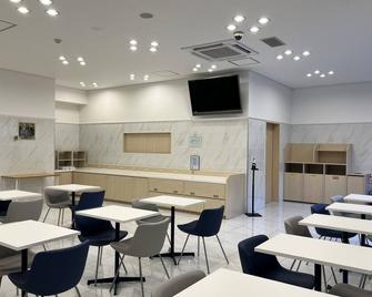 Toyoko Inn Tobu Utsunomiya-Eki Nishi-Guchi - Utsunomiya - Restaurant