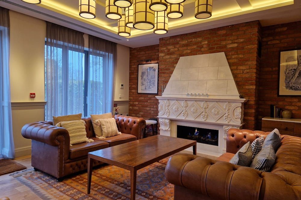 The Great House, Sonning, Berkshire - Reading - Lounge