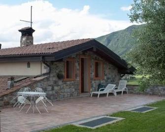 Agriturismo Da Gesi - Sale Marasino - Патіо