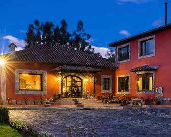 Hacienda Hato Verde - Mulaló