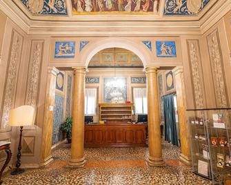 Phi Hotel Canalgrande - Modena - Reception