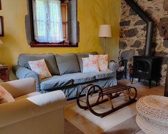 The Pajar de Casa de La Virgen for 4 people - Valleseco - Salon