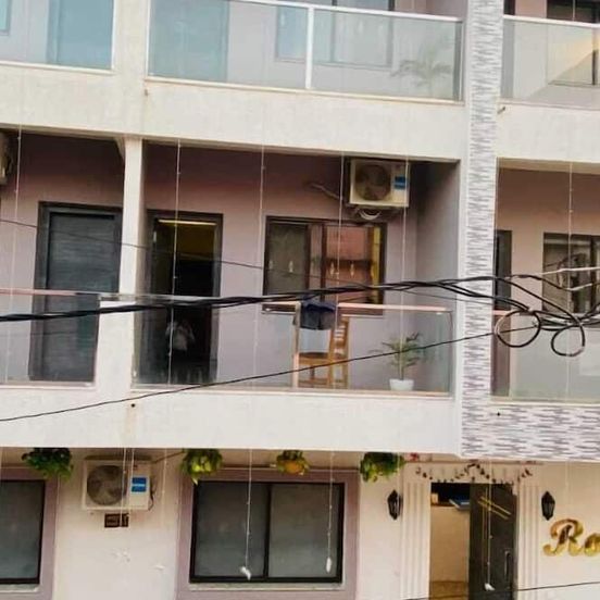 Hotel Royals image 1