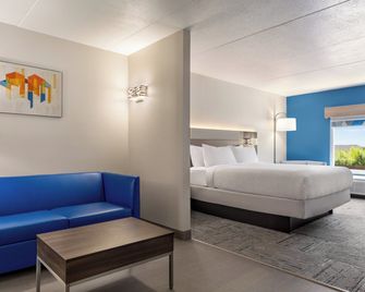 Holiday Inn Express & Suites Tuscaloosa-University By IHG - Tuscaloosa - Habitación
