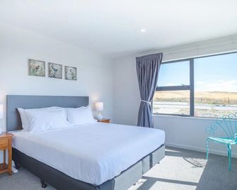 Kingfisher Lodge-A Fantastic holiday home in Lake Tekapo - Lake Tekapo - Bedroom