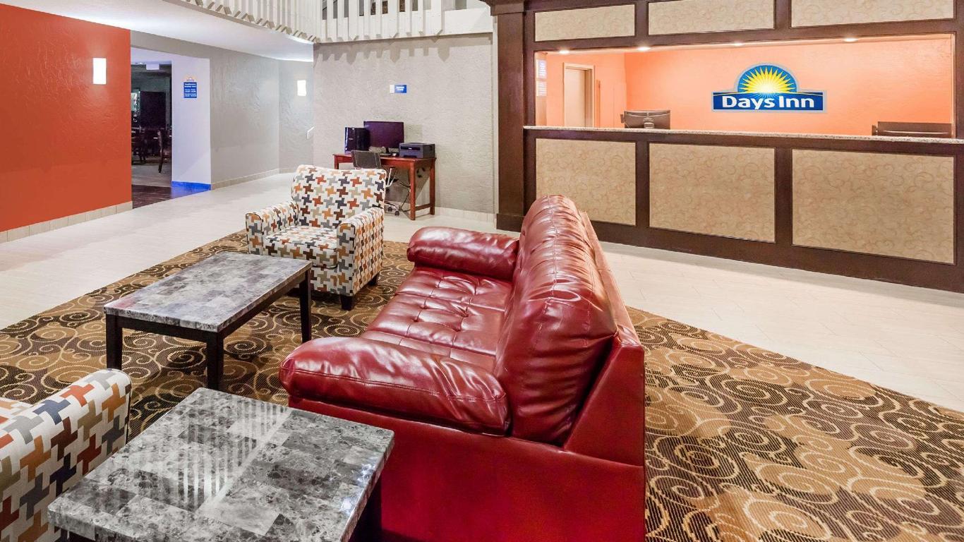 Days Inn by Wyndham West Des Moines