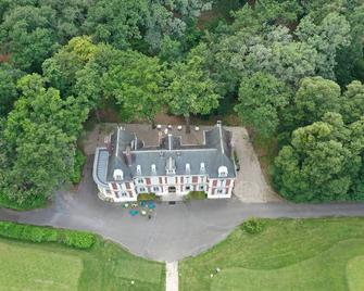 Hôtel Château de l'Hermitage - Ennery - Edificio
