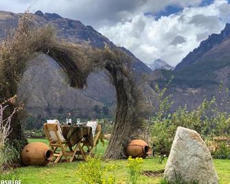 Inkasaire Boutique Lodge - Urubamba - Patio