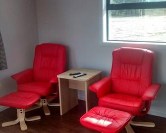 Stunning Airport cottage Nuiport - Alexandra - Living room