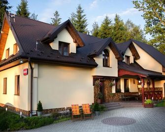 Noclegi u Kiesza - Ustrzyki Dolne - Building