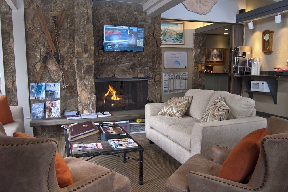 Pokolodi Lodge - Snowmass Village