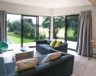 Camp Waipu Cove - Waipu - Salon