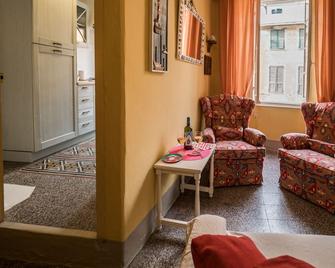 La Casa di Eio - Vernazza - Sala de estar