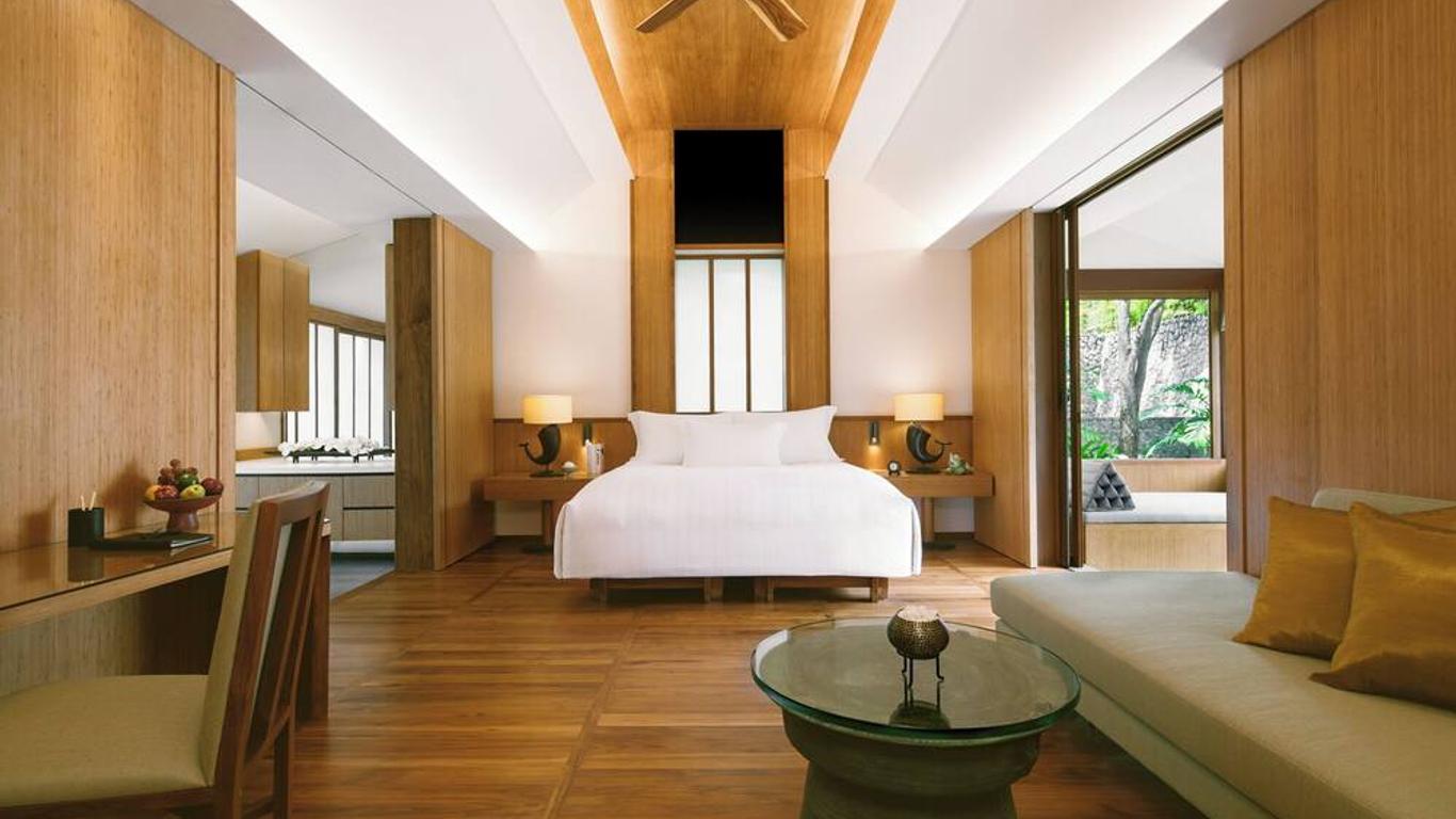 Chiva-Som International Health Resort