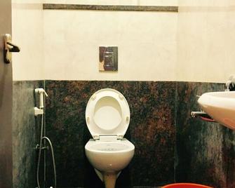 Bhimas Inn - Madrás - Baño