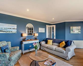 Budle View - Belford - Belford - Living room
