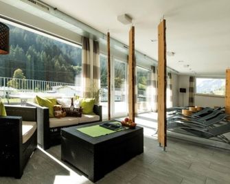 Majestic apartment in Klösterle with sauna on the Arlberg Met Terras - Klösterle