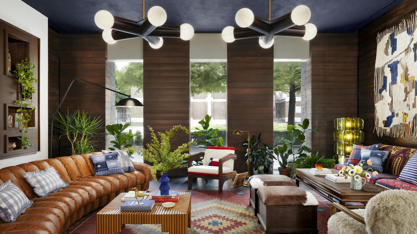 Graduate by Hilton Dallas