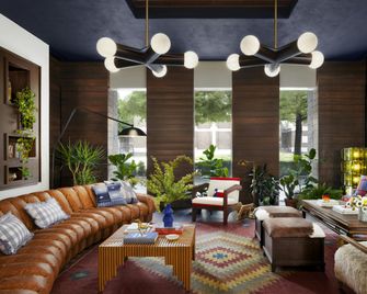 Graduate by Hilton Dallas - Dallas - Lounge