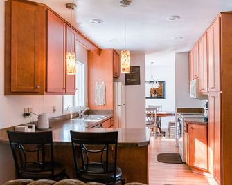 The Cozy Cottage - Nappanee - Cocina