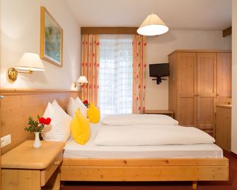 Hotel Gruberhof - מראנו - חדר שינה